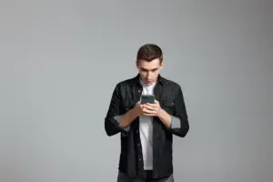 Como reduzir riscos durante a entrega manual de coins no Ultimate Team