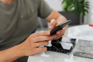 Problemas de acesso ao Web App afetam a entrega automática de coins?